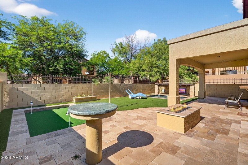 56-web-or-mls-027E Pearl St