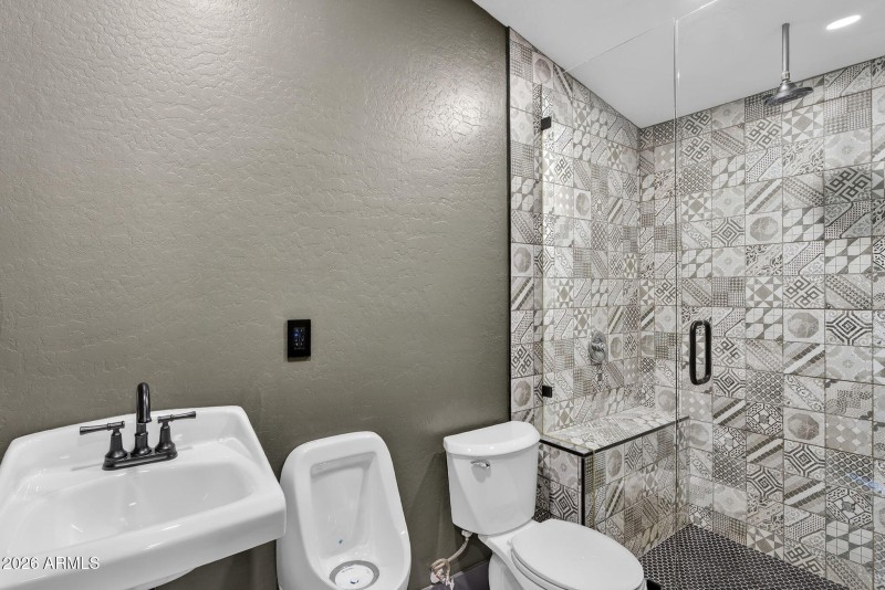 45-web-or-mls-066E Pearl St