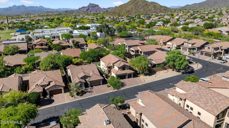 70-web-or-mls-009E Pearl St