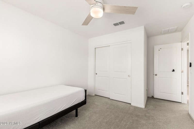 27 - Mondragone 37271