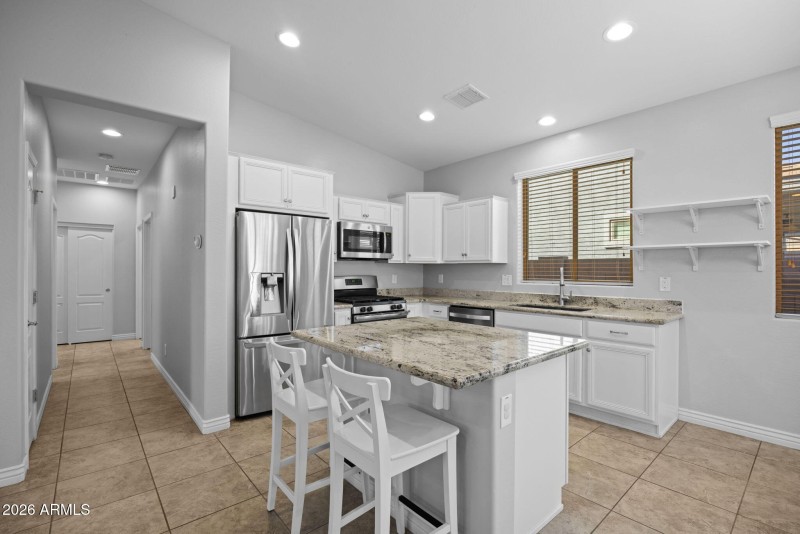 11-web-or-mls-4290-e-palo-verde-st