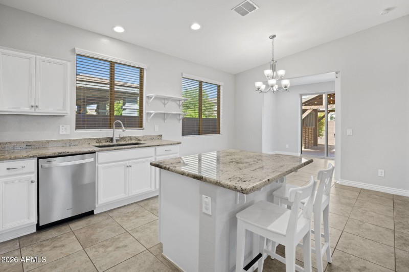 14-web-or-mls-4290-e-palo-verde-st