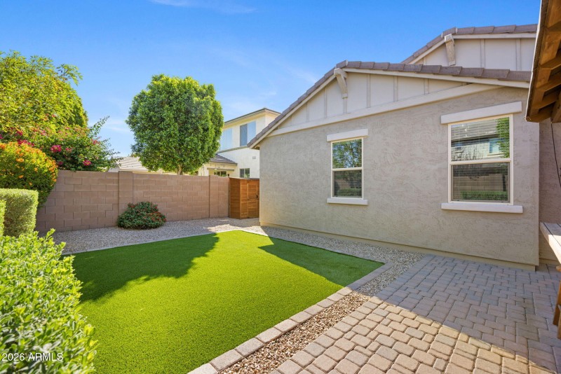 41-web-or-mls-4290-e-palo-verde-st