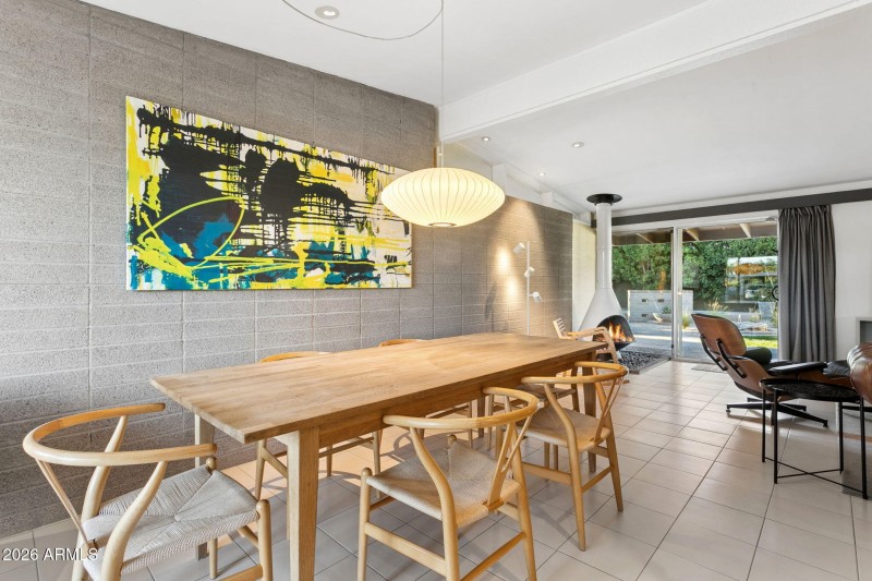 14-web-or-mls-1318-w-glenn-dr