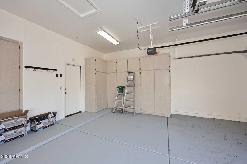 Epxoy Garage-Storage