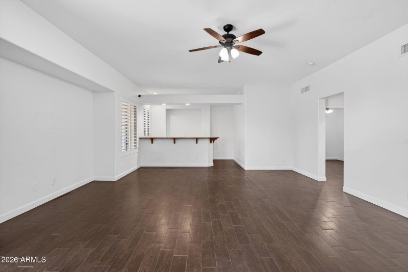 13-web-or-mls-014E Solina Cir