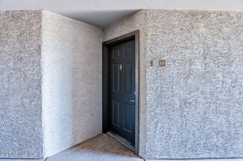 18-web-or-mls-2025 E Campbell Ave 111 Ph