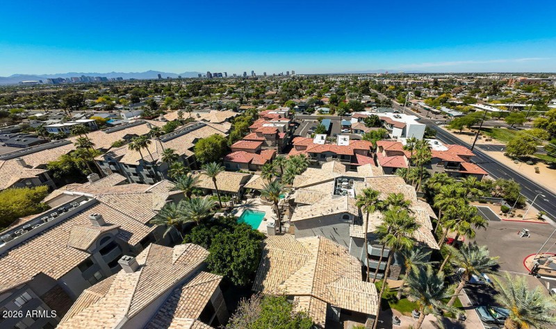 58-web-or-mls-2025 E Campbell Ave 111 Ph