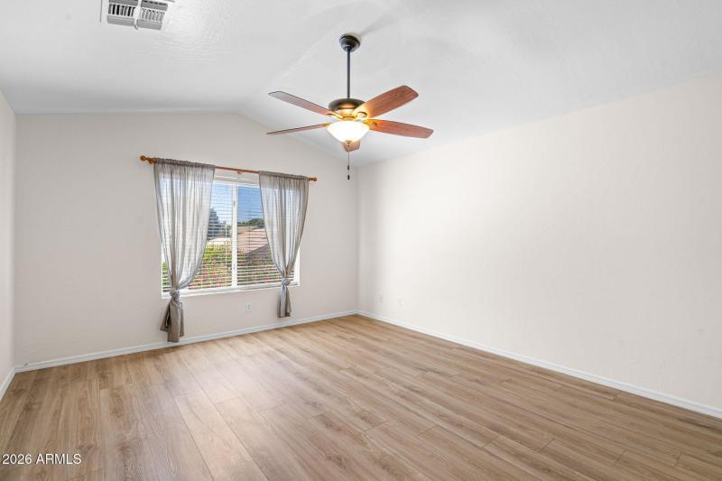 21-web-or-mls-DSC06089