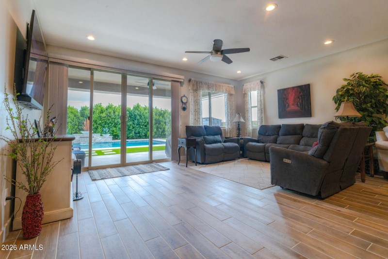 22231NDanielDr_66743_6