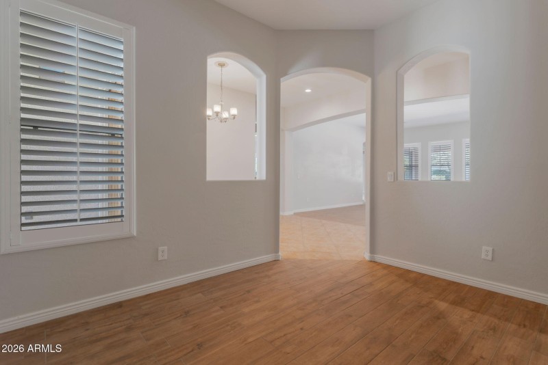 9-web-or-mls-Qp-1987