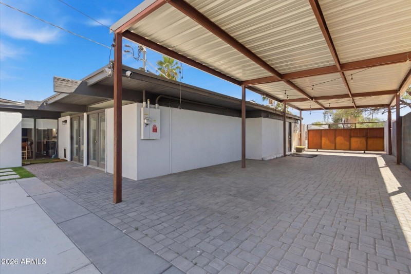 covered parking for4+ cars