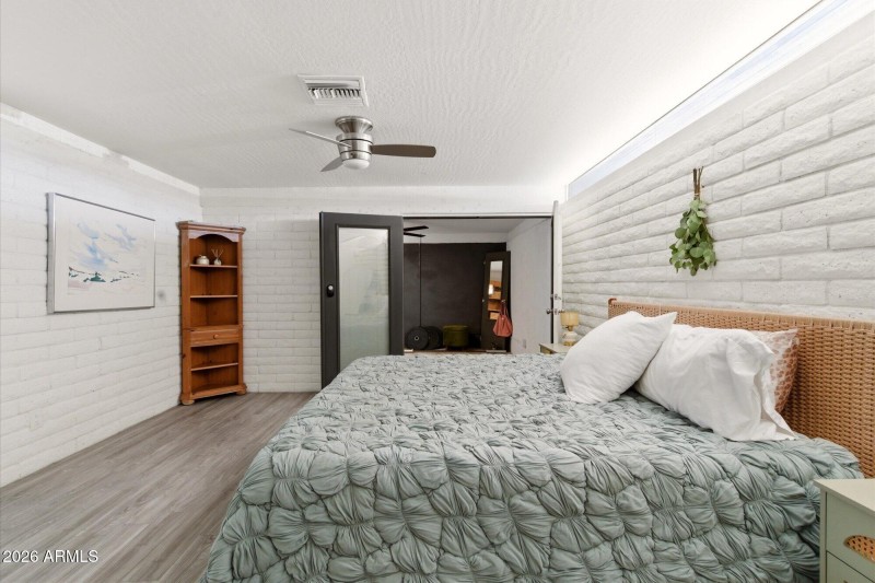 primary and office entry