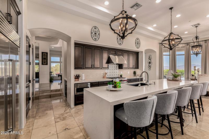 12 - Crestview 11446