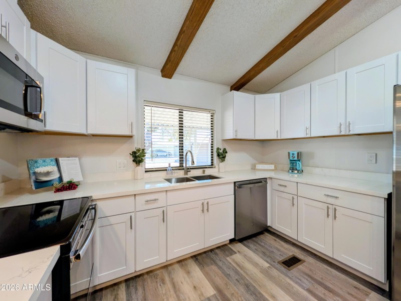 PXL_20260325_215540077~2