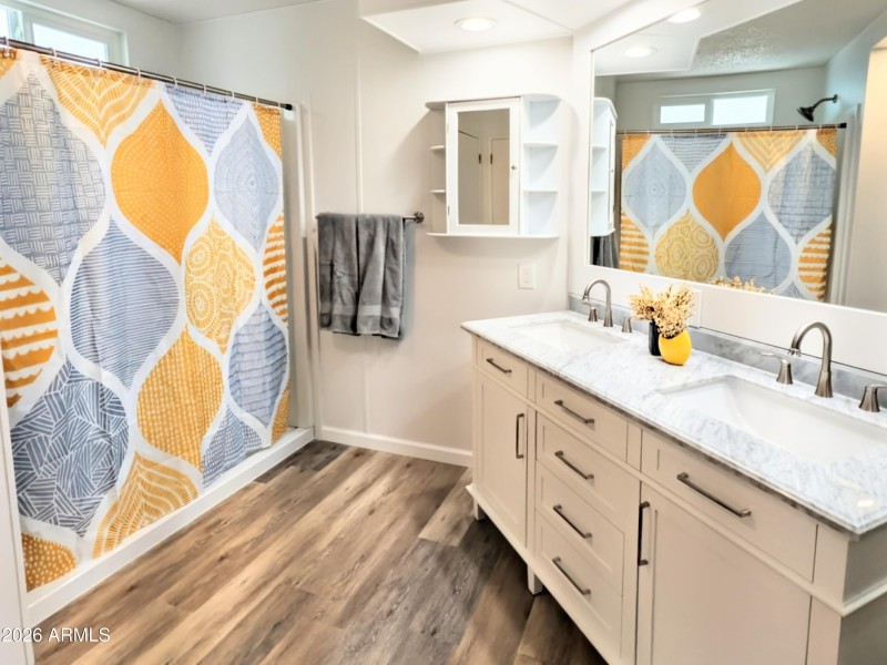 PXL_20260325_220118189~2