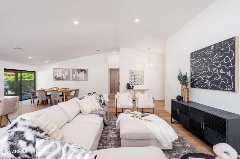 6050 E Betty Elyse Ln - 10