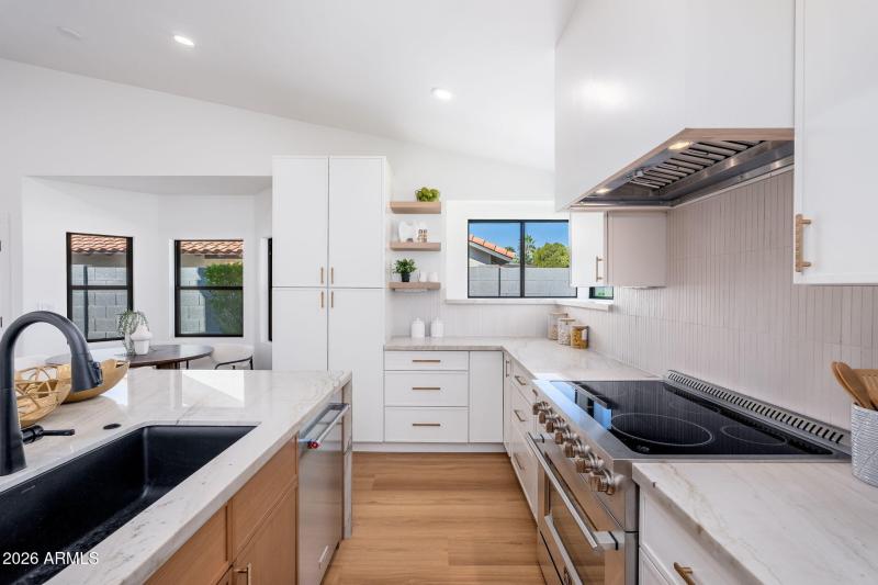 6050 E Betty Elyse Ln - 14