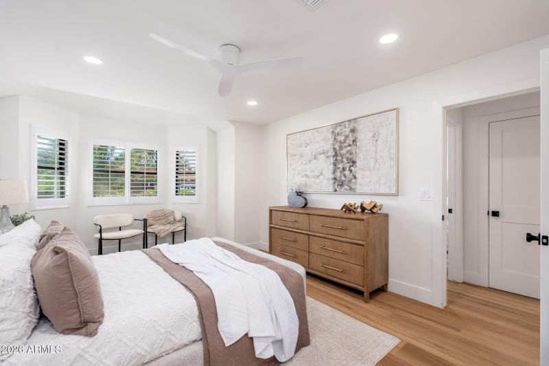 6050 E Betty Elyse Ln - 31