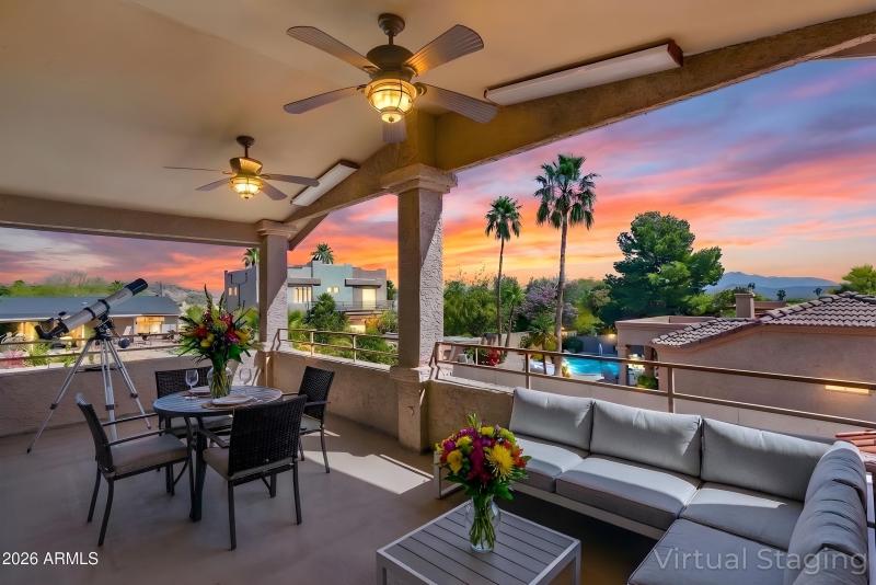 Balcony with Mountain Views