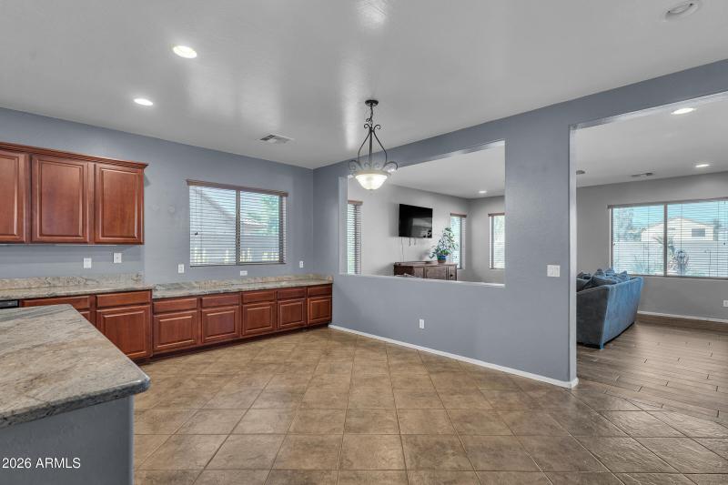 18950 N Alicante St-8