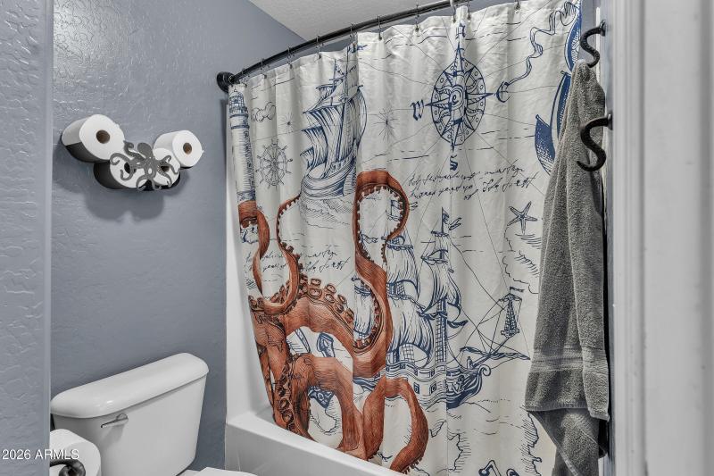 18950 N Alicante St-29