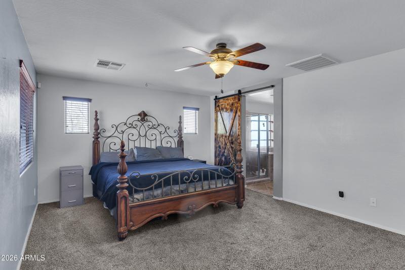 18950 N Alicante St-31