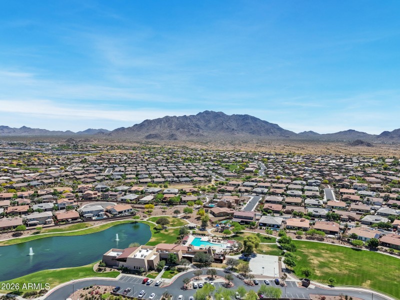 2185 E Hazeltine Way-50