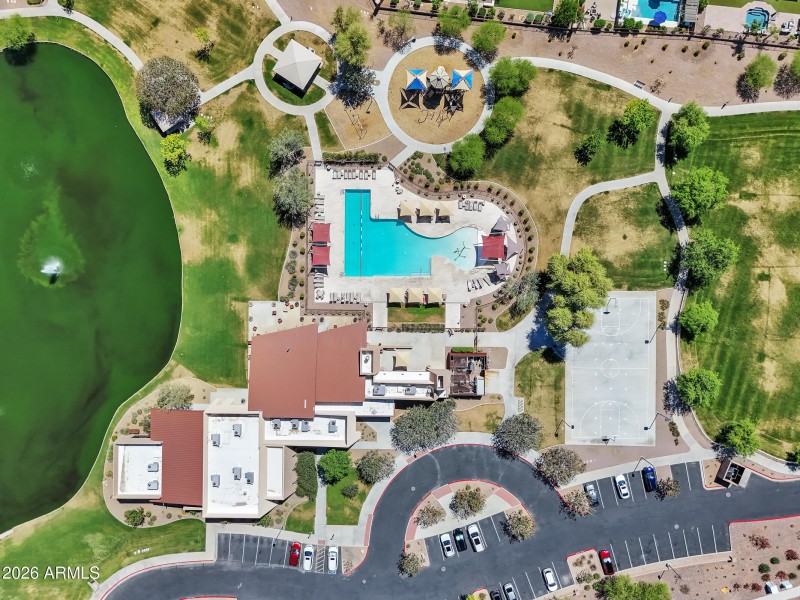 2185 E Hazeltine Way-53