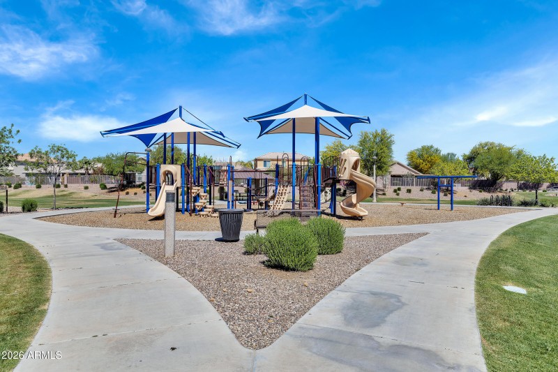 2185 E Hazeltine Way-61