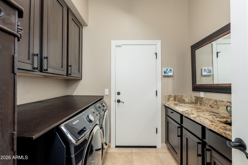 Laundry room with sink