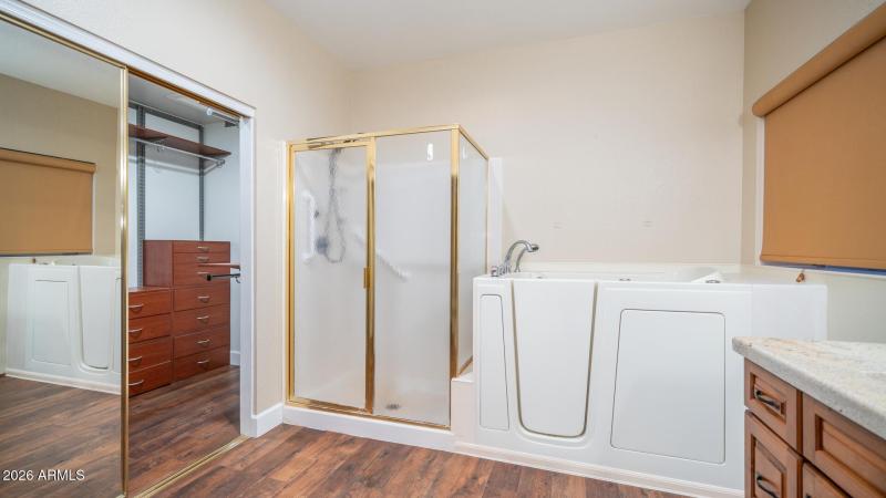 8756 W Rockwood Dr-19