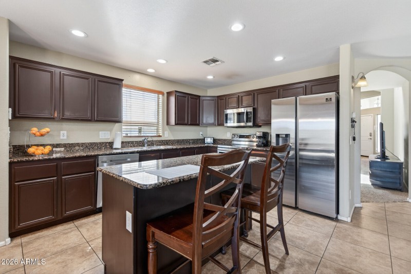 13_9846_W_Melinda_Ln13_mls