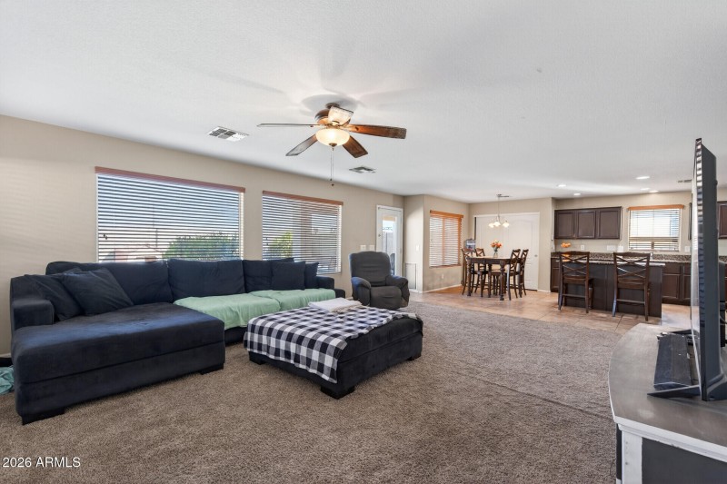 23_9846_W_Melinda_Ln23_mls