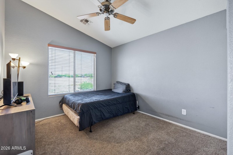 40_9846_W_Melinda_Ln40_mls