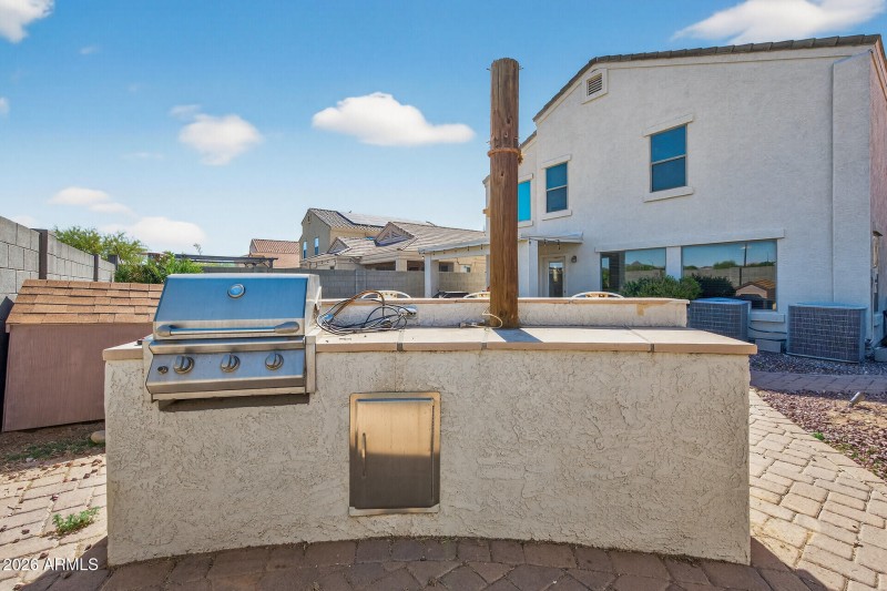 49_9846_W_Melinda_Ln49_mls