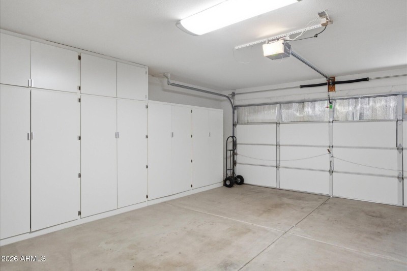 garage cabinets