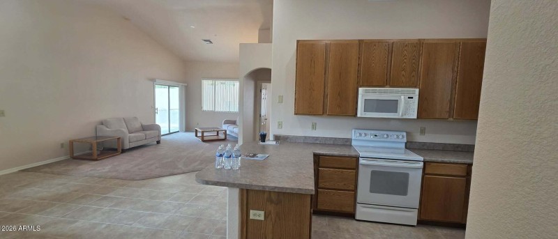 livingroom to kitchen