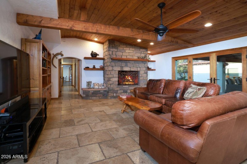 Woodland 8741 E img 7788