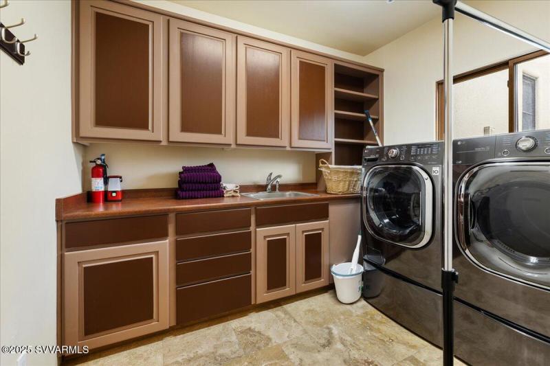 25-Laundry Room