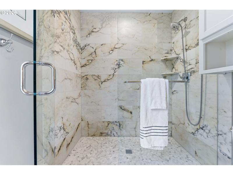 Owner's Suite Bathroom