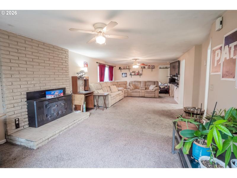 Living Room/Dining Room