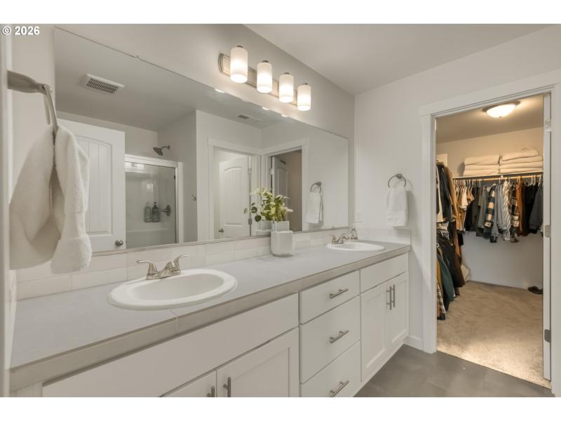 Owner's Suite Bathroom