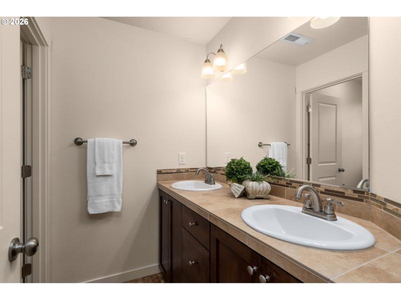 Owner's Suite Bathroom