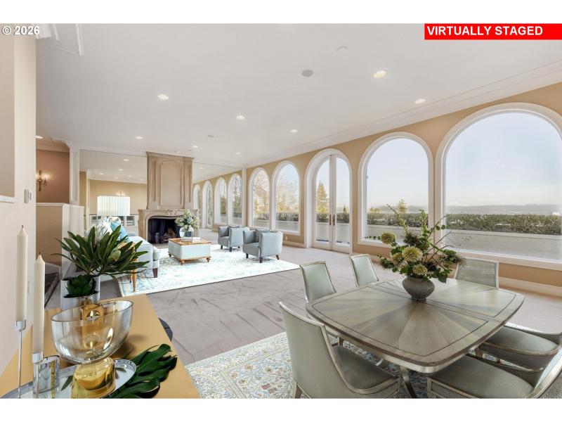 Living Room/Dining Room