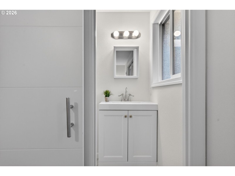 Owner's Suite Bathroom