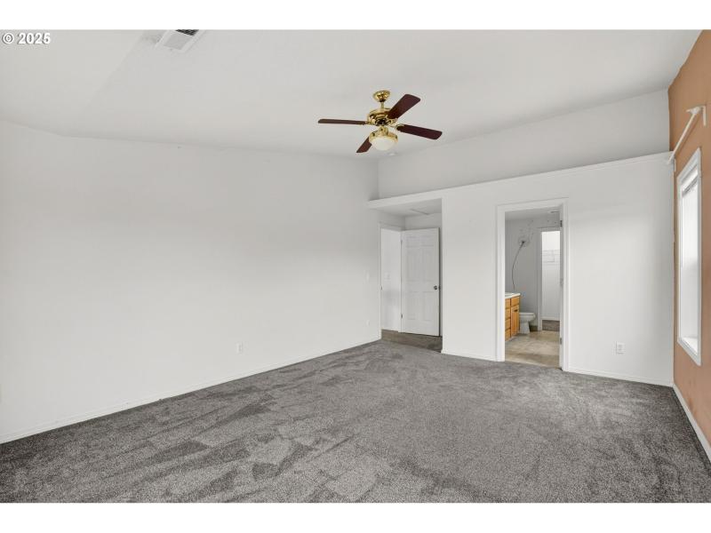 Bedroom, Owner's Suite