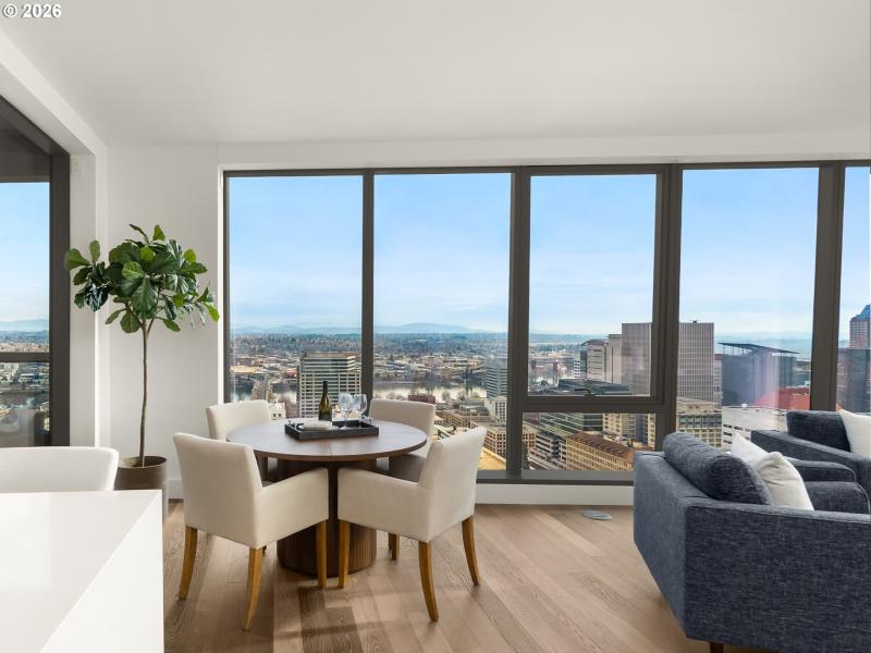 Living Room/Dining Room