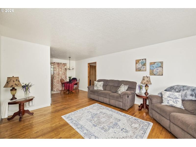 Living Room/Dining Room