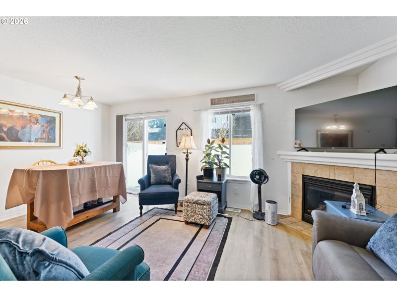 Living Room/Dining Room